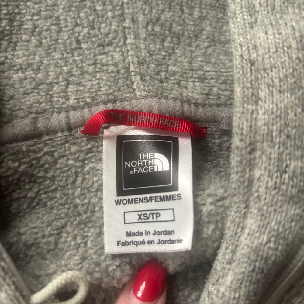 The North Face Gray 1/4 button up - Picture 4 of 6